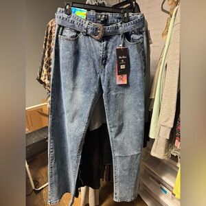 Blue Haven Bela light-wash straight-leg jeans with a studded belt.  NWT